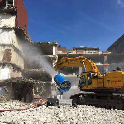 SC60 at demolition Site.10.JPG